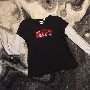 VTG 2000’s KISS long sleeve tee 🤘